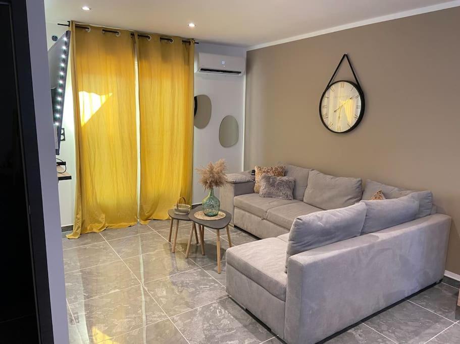 Maison Avec Jacuzzi Оранж Екстер'єр фото